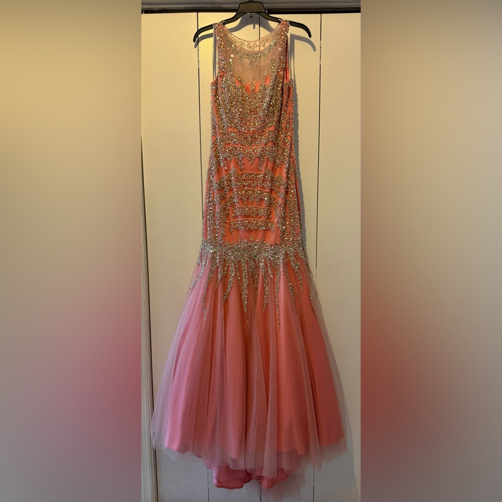NWT Lucci Lu Pink Gown with Sequins and Beads #2022 Sz 8